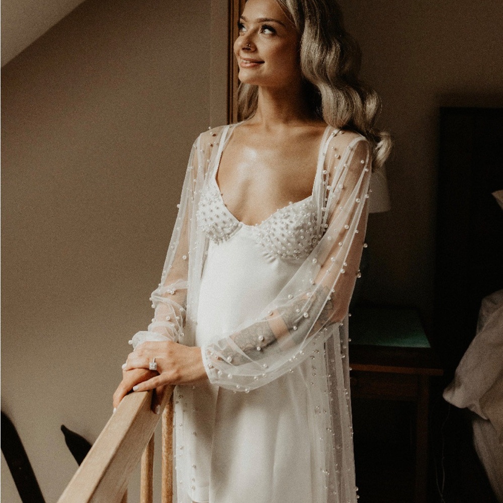 Luxe Pearl Robe